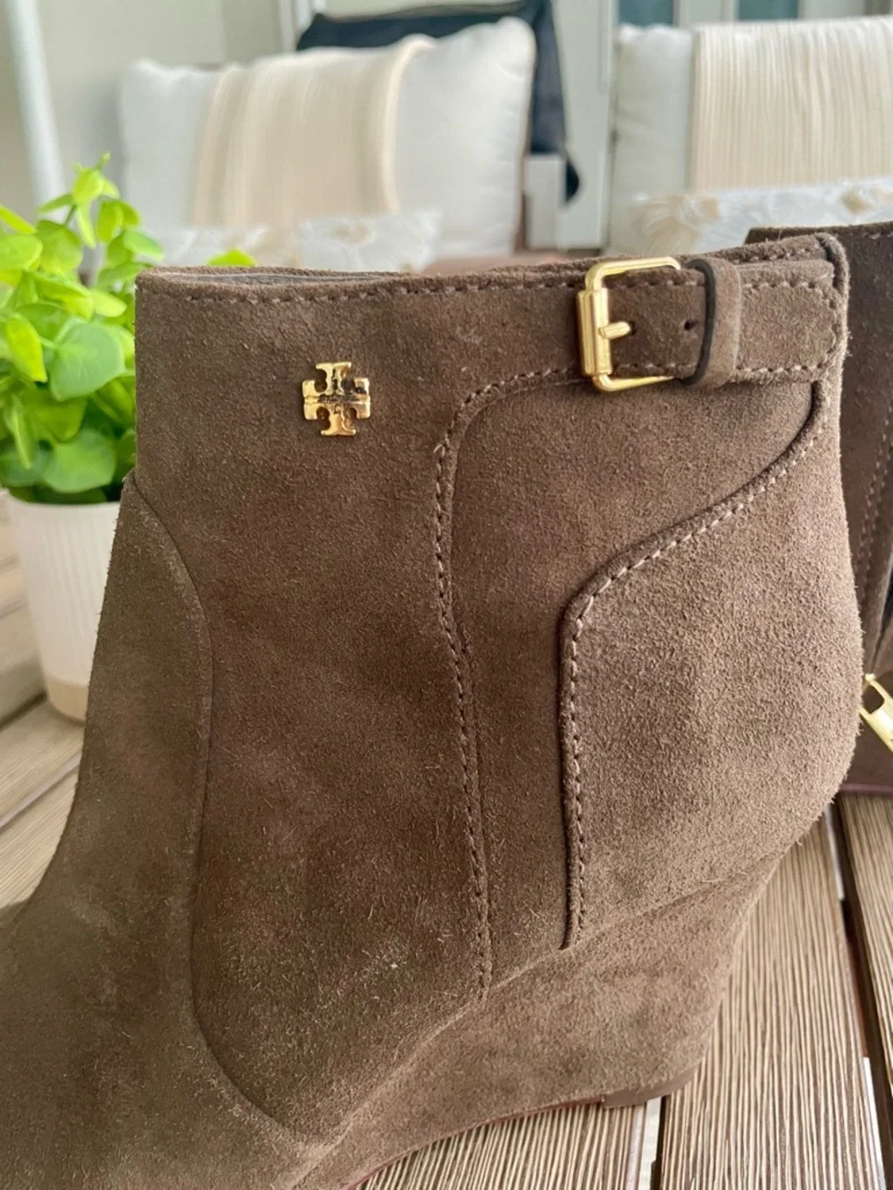 Tory Burch Brown Suede Wedge Ankle Boots Size 7M Leather Made in Brazil